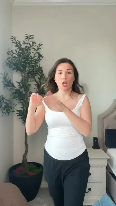 Preview image from Bra Style Galleries slideshow: Nothing can prepare you for this Bra Peek