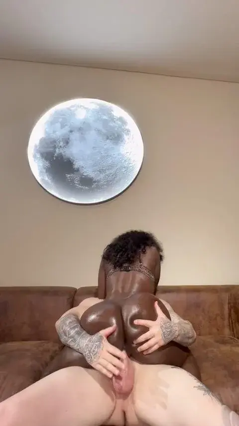 When it comes to black girls do you prefer to rawdog or wrap up?