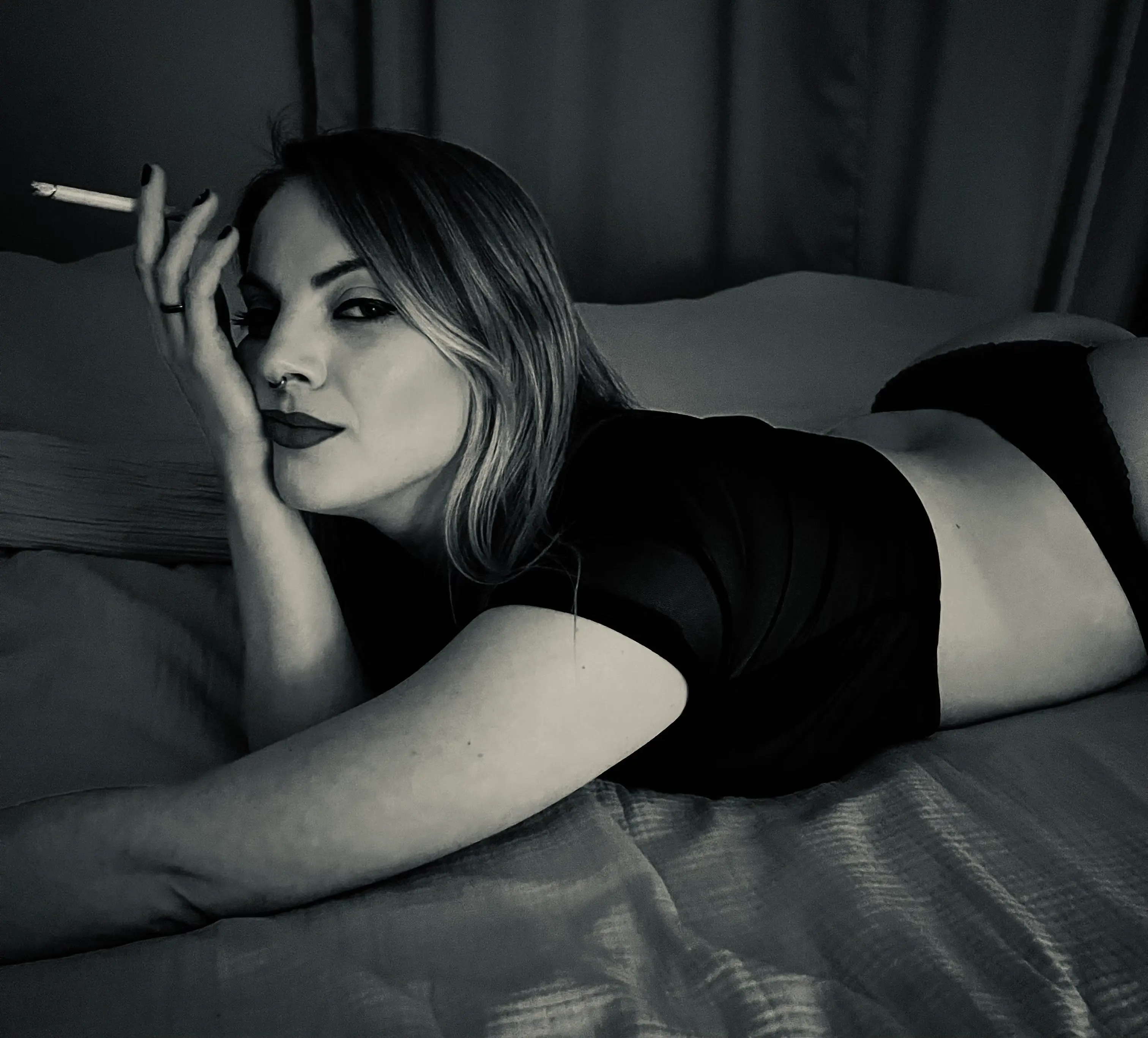 Preview image from Best Smoking Outfit Slides slideshow: Sexy Shooting ends up with a Smoking Blowjob🍆😏🥵