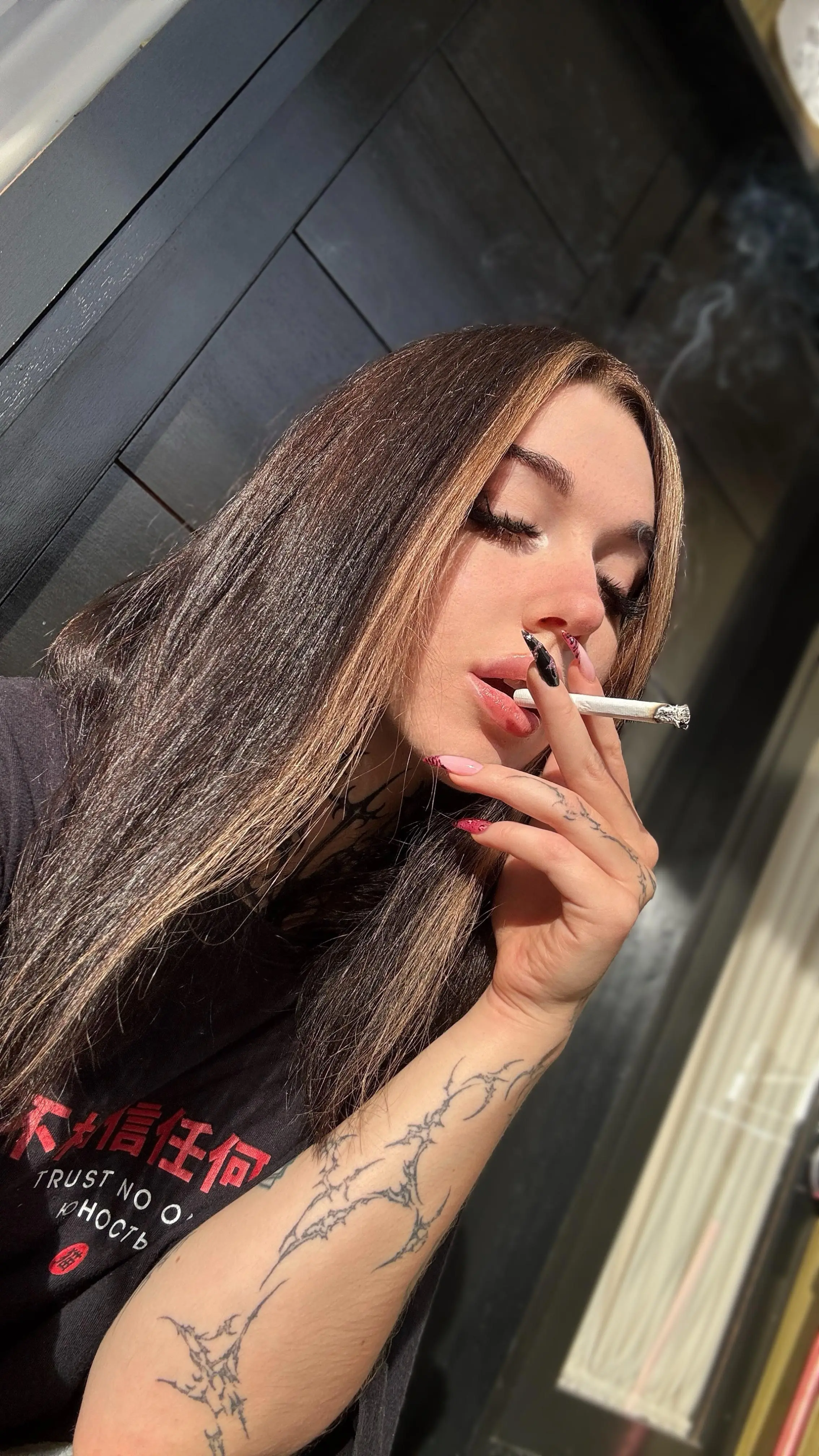 Preview image from Best Smoking Outfit Slides slideshow: slutty vibe