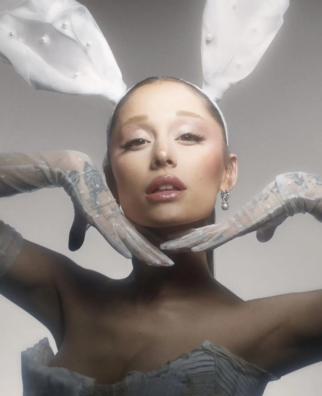 Preview image: Ariana Grande preview 15