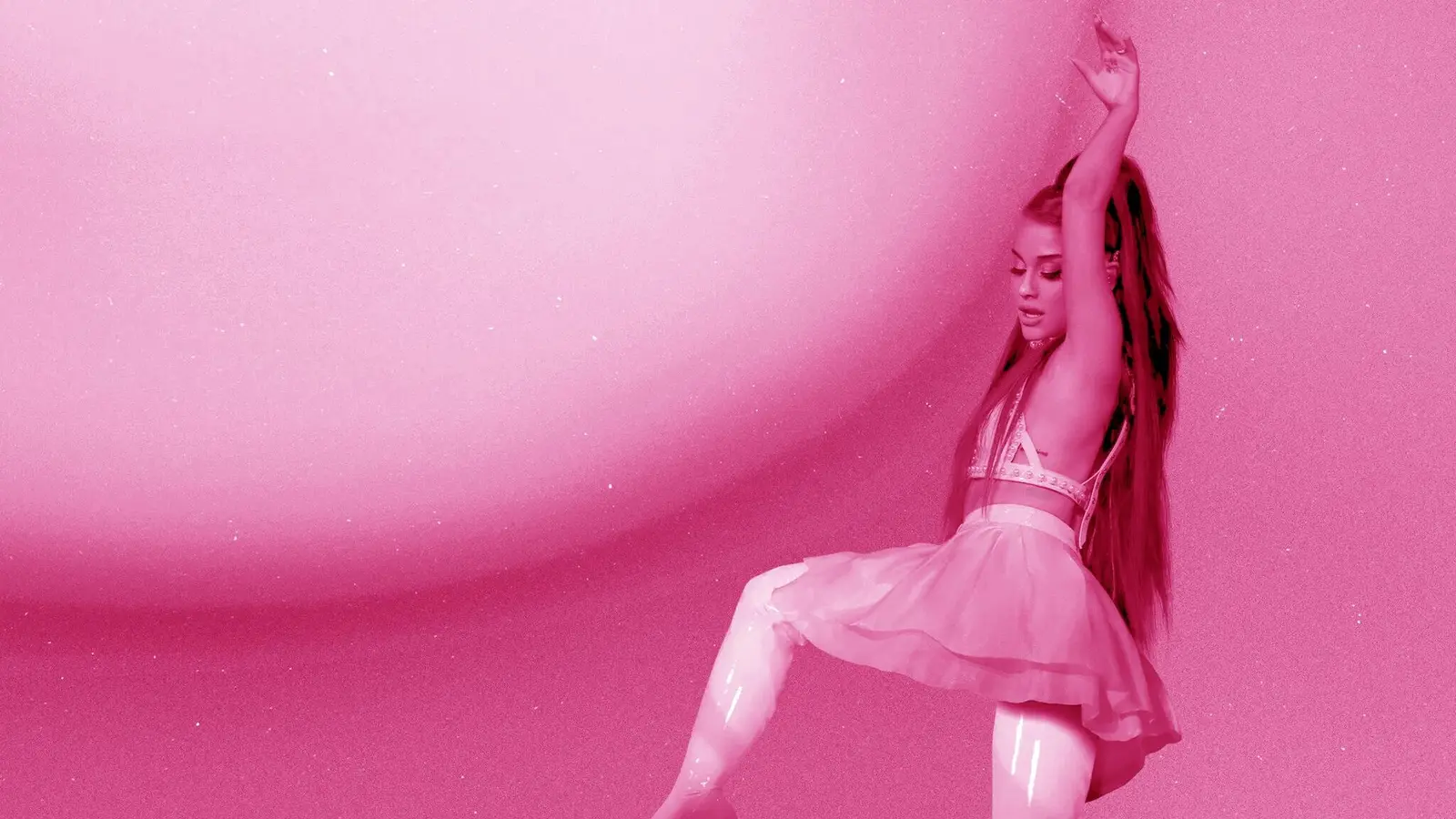 Preview image: Ariana Grande preview 5