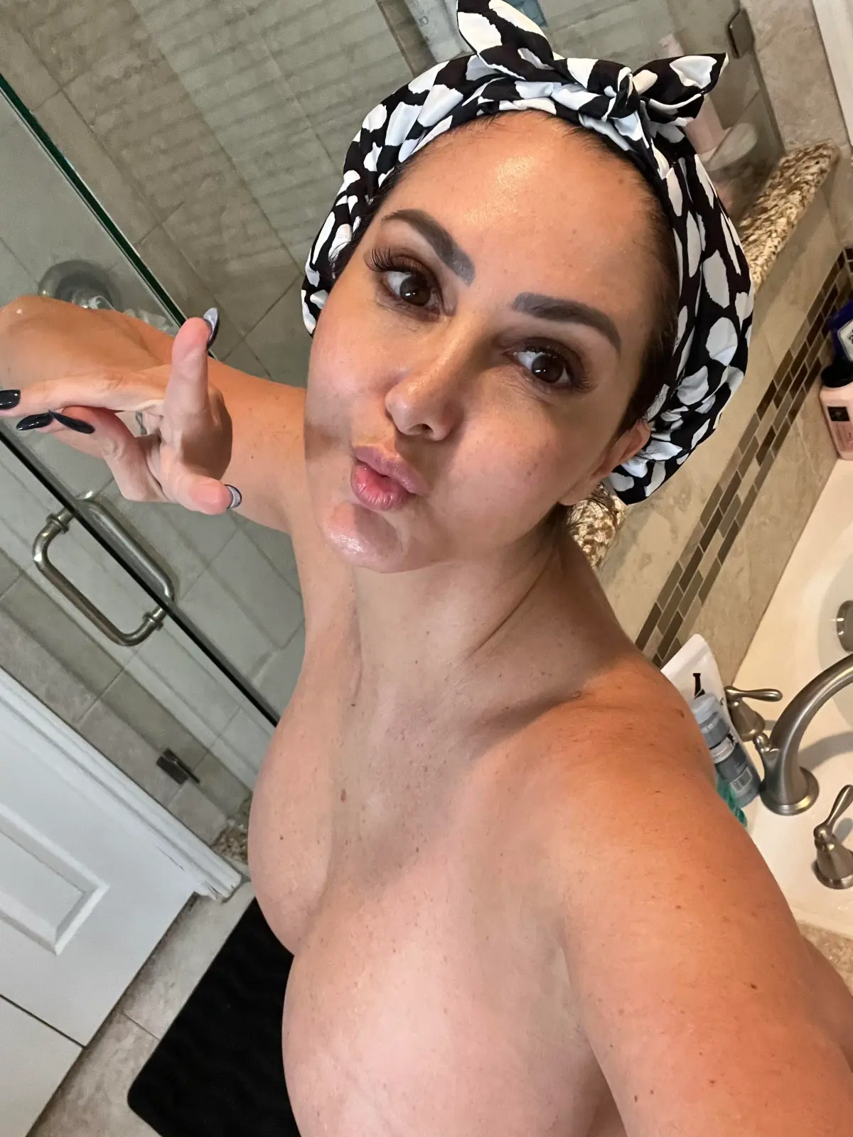 Preview image: Ava Addams preview 13