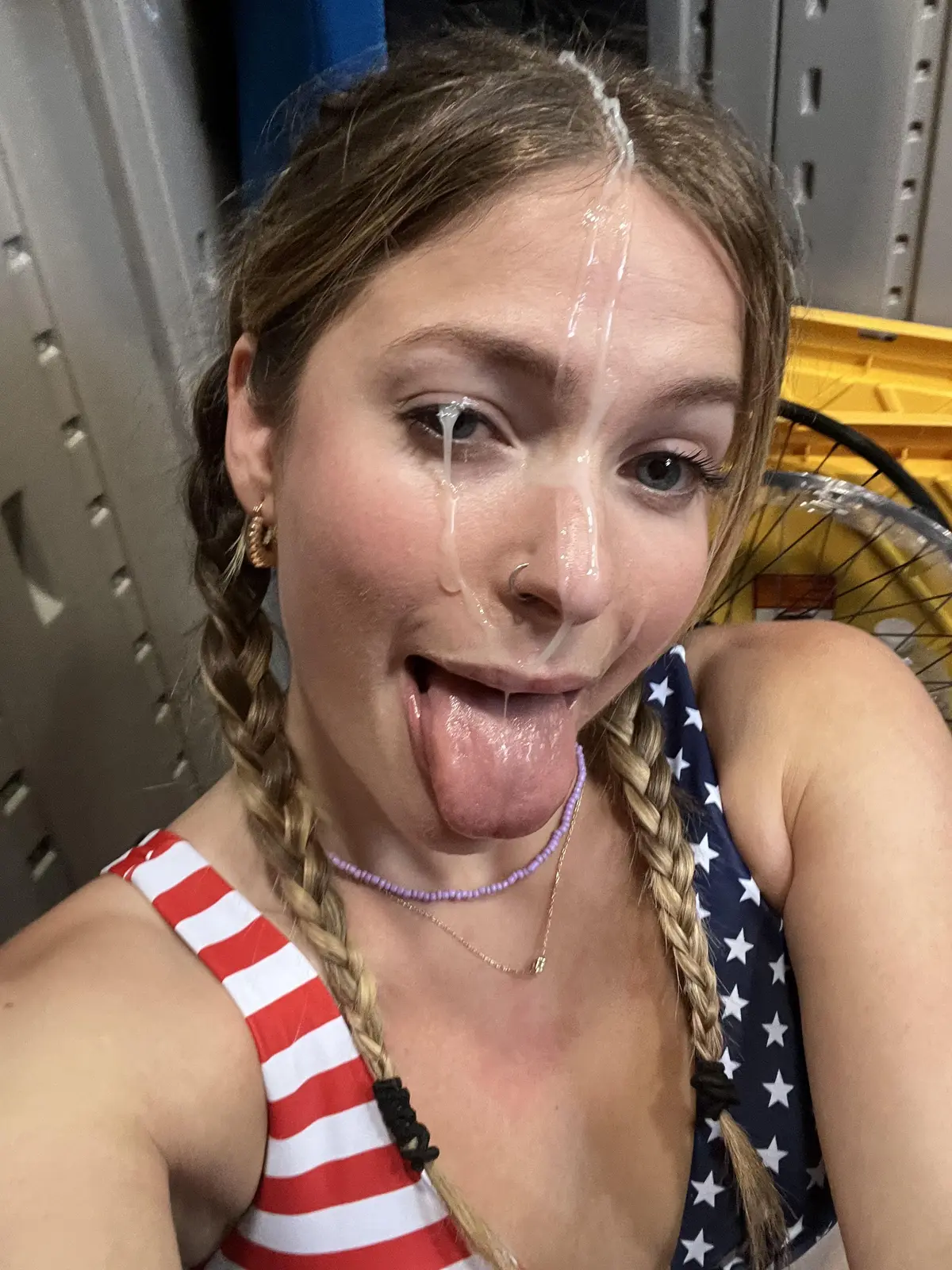 Preview image: cumshots preview 18