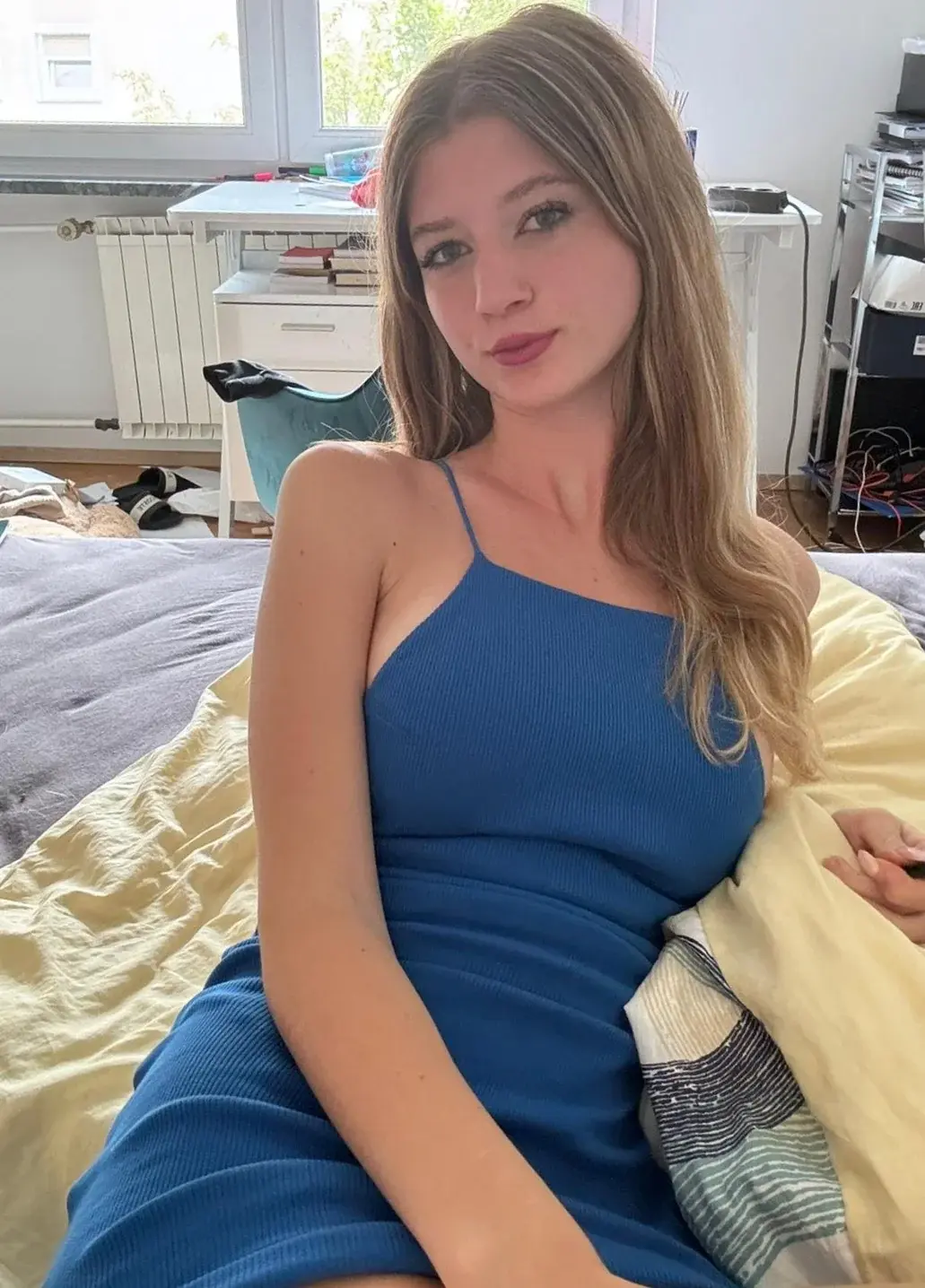 Preview image: dresses preview 17