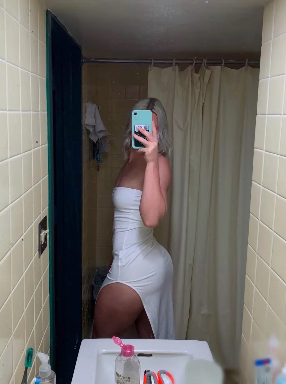 Preview image: dresses preview 3