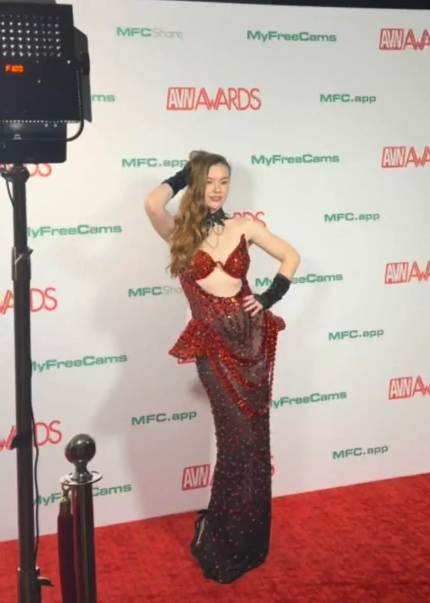 Preview image: Emily Bloom preview 10