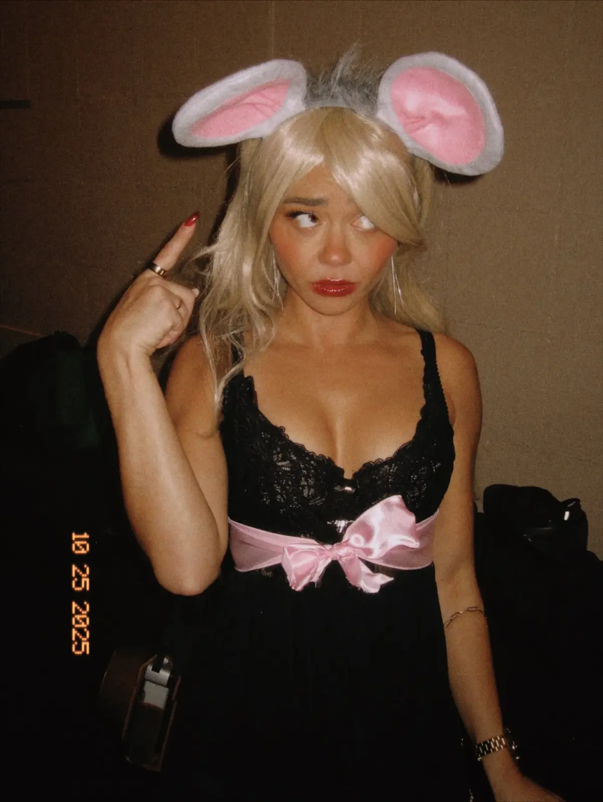 Preview image: Sarah Hyland preview 7