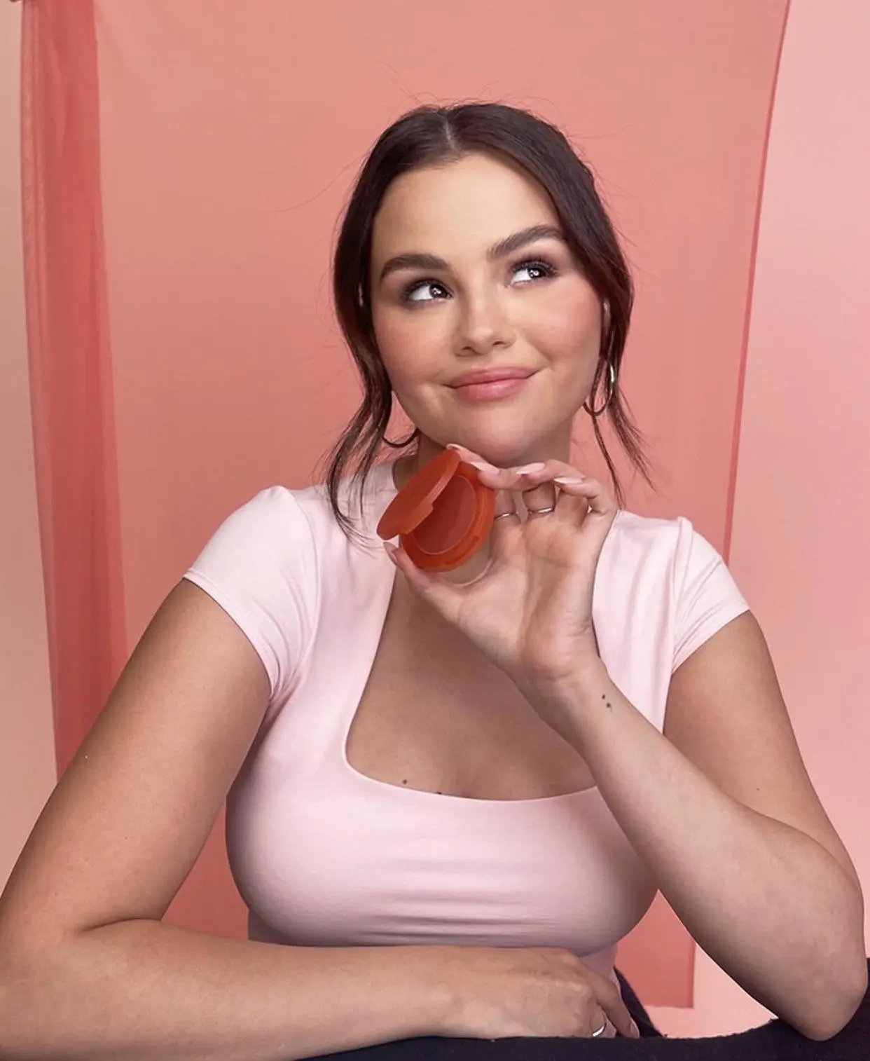 Preview image: Selena Gomez preview 11