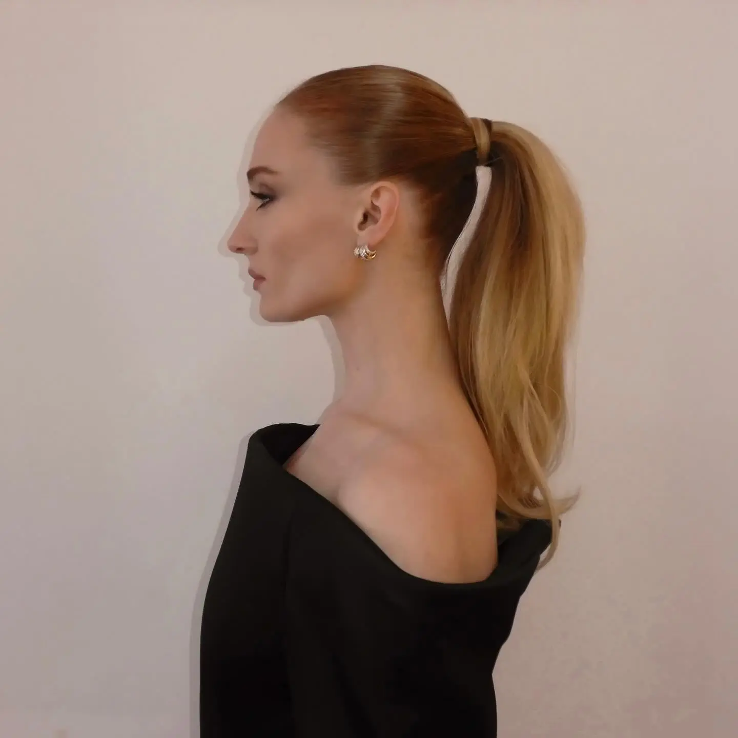Preview image: Sophie Turner preview 19