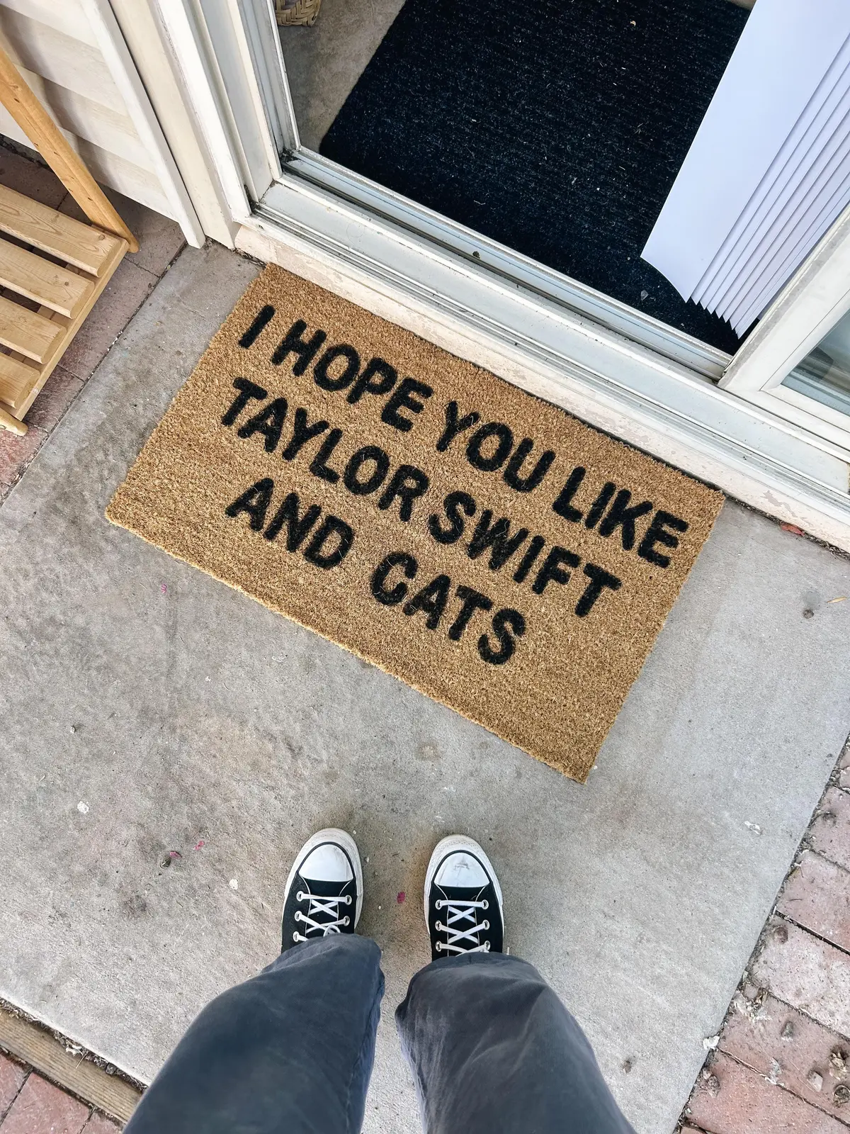 Preview image: Taylor Swift preview 10