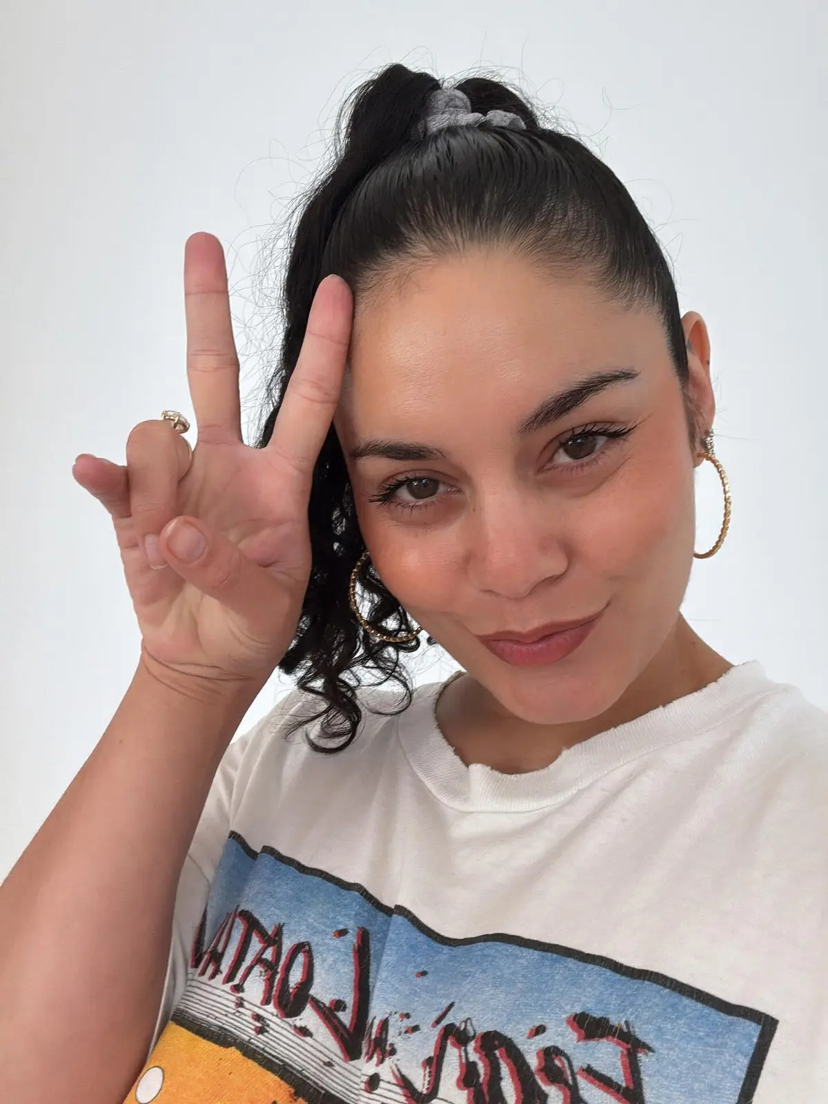Preview image: Vanessa Hudgens preview 1