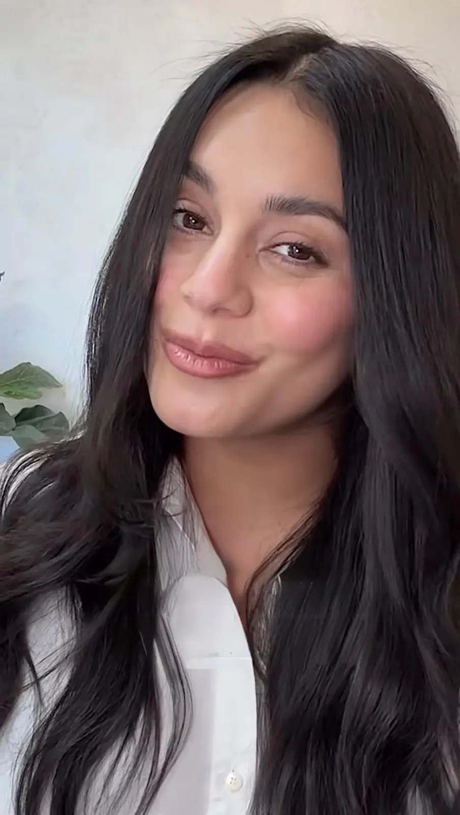 Preview image: Vanessa Hudgens preview 17