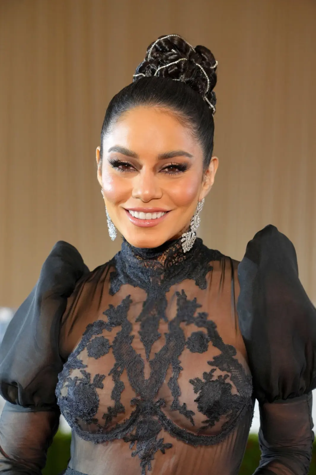Preview image: Vanessa Hudgens preview 5
